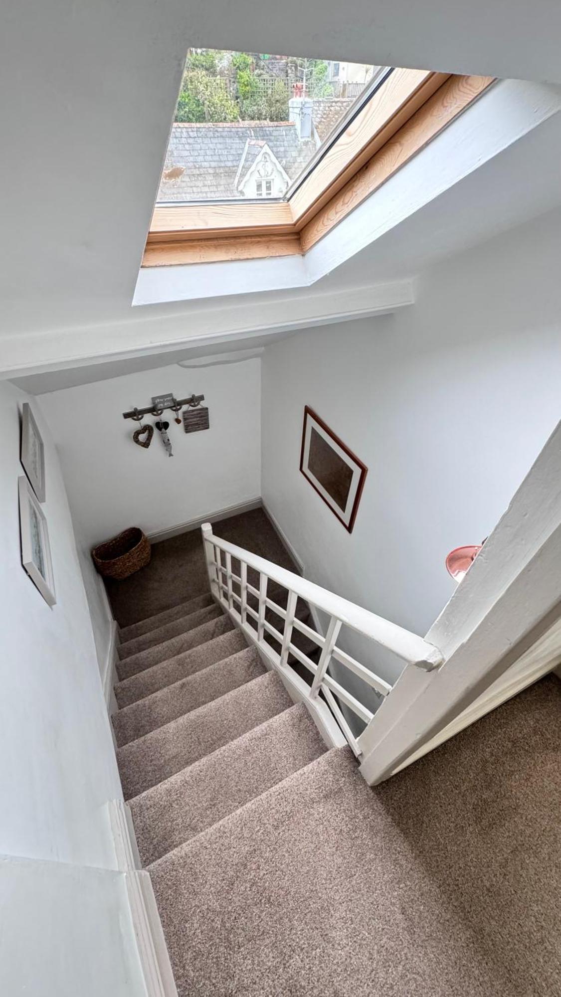 Nancie'S Place - Dartmouth Town Center With Private Parking - A Traditional Georgian Private Duplex Apartment - Beautifully Refurbished - Two Bedrooms, Bathroom, Kitchen And Lounge Diner Exteriör bild